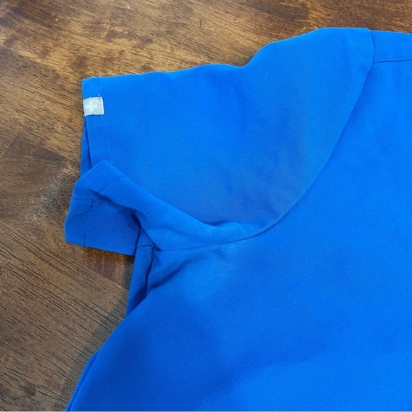 Figs Technical Collection Royal Blue Scrub Top size large PO# 2444 - Picture 3 of 8